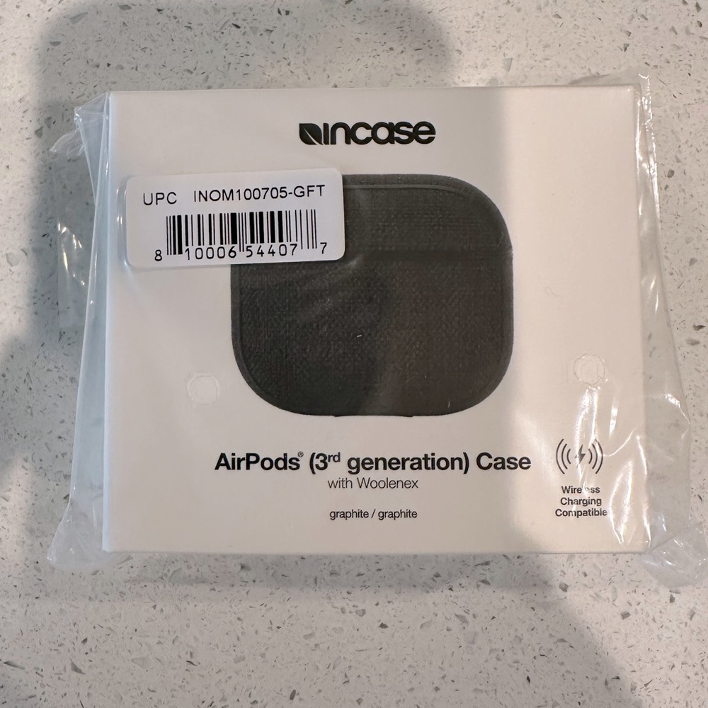 2 Airpods Case - Incase, 3rd generation with woolenex, 2pcs, Black and Pink